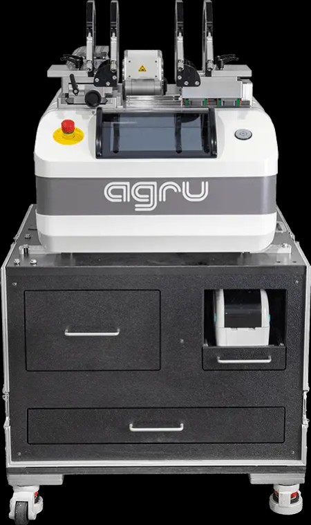 Zoom sur la machine à souder AGRU SP110 S